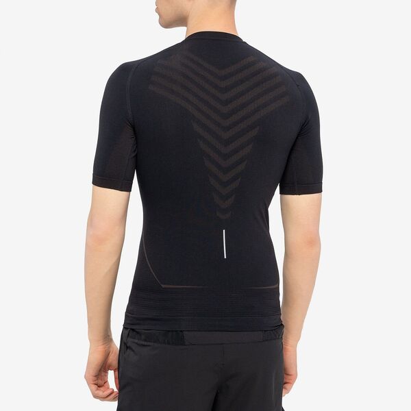 Термофутболка UTO Light Compression Nilit Softex 904108 Black M, Название цвета: Black, Товаров в упаковке, шт: 1, Размер: M, Вырез горловины: Круглый, Страна-производитель: КИТАЙ, изображение 3