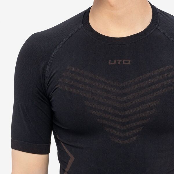 Термофутболка UTO Light Compression Nilit Softex 904108 Black M, Название цвета: Black, Товаров в упаковке, шт: 1, Размер: M, Вырез горловины: Круглый, Страна-производитель: КИТАЙ, изображение 2